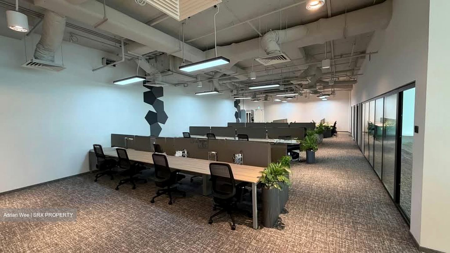 Starhub Green (D14), Office #551385551